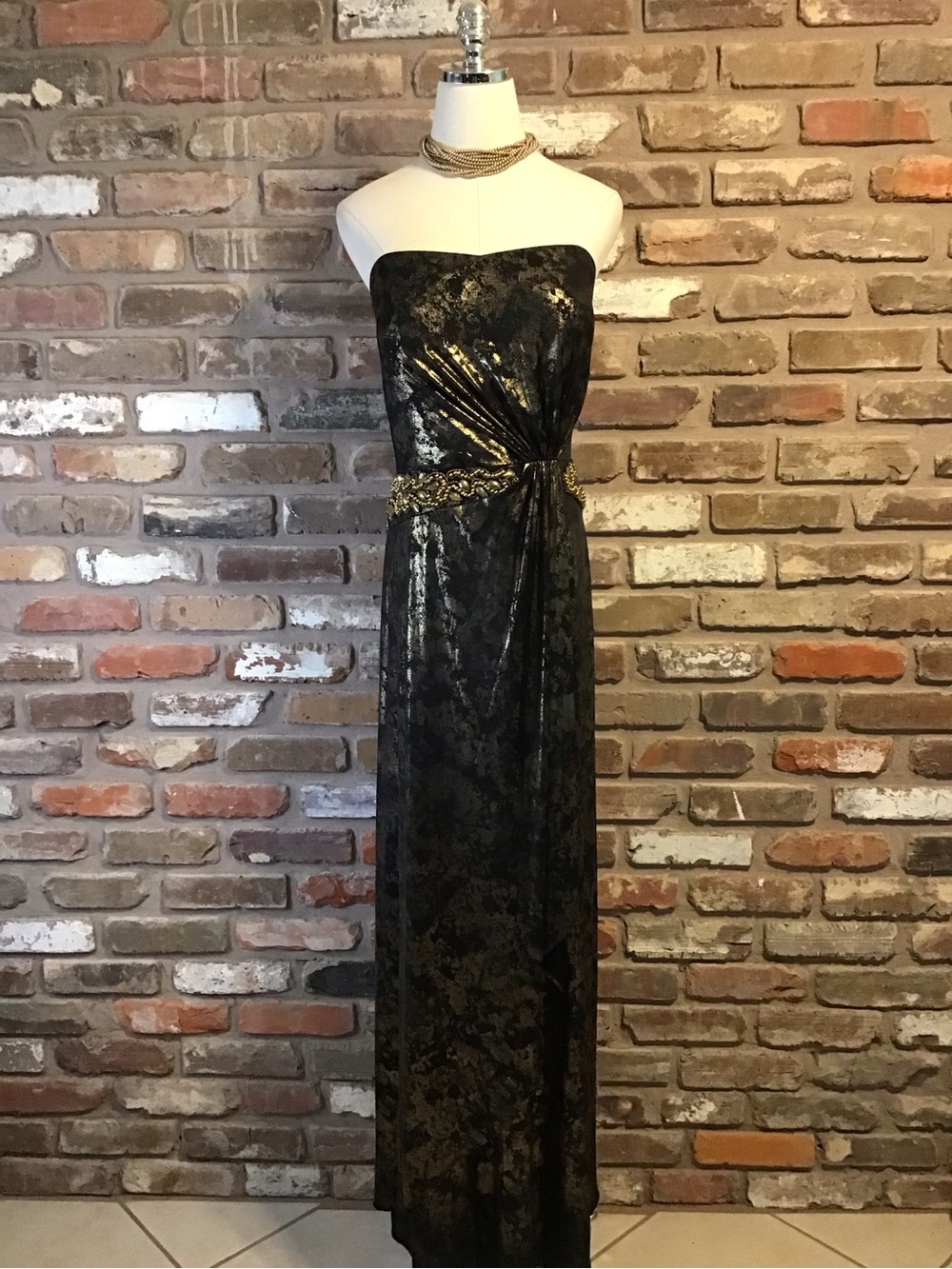 CACHET Women's Strapless Black & Gold Marble Metallic Evening Gown 16 - Picture 3 of 7